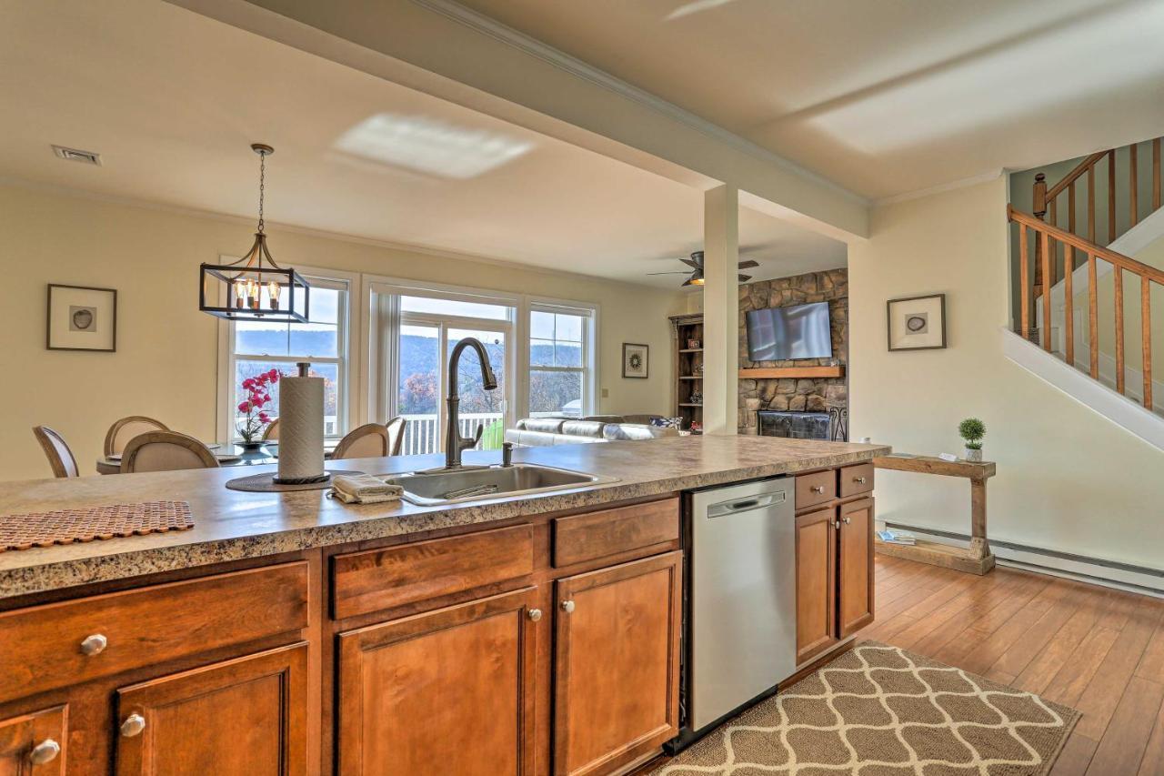 New ! Slopeside Townhome : Wfh, Ski, Dine & Hike Tannersville Exterior photo
